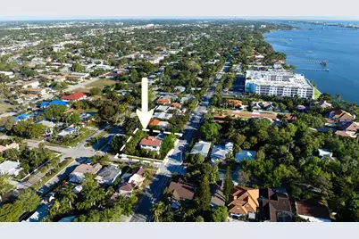 1629 S Lakeside Drive, Lake Worth, FL 33460 - Photo 29