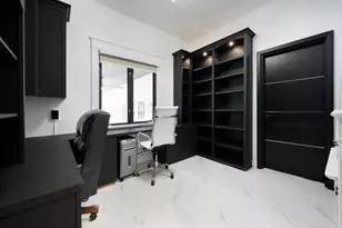 1629 S Lakeside Dr, Lake Worth Beach, FL 33460 - Photo 11