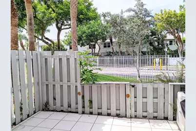 1827 NE 15th Avenue NE #1827, Fort Lauderdale, FL 33305 - Photo 15