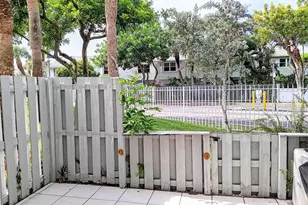 1827 NE 15th Ave NE, Fort Lauderdale, FL 33305 - Photo 15