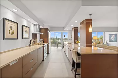 3050 NE 47th Court #402, Fort Lauderdale, FL 33308 - Photo 3