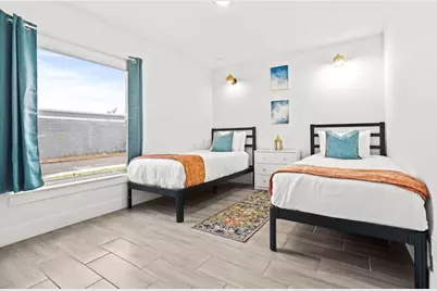 565 Lilac Court, West Palm Beach, FL 33407 - Photo 17