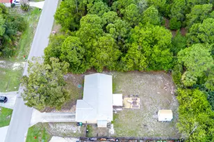 225 SW Crescent Ave, Port Saint Lucie, FL 34984 - Photo 27