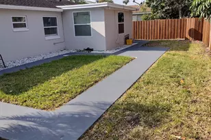 22682 Family Cir, Boca Raton, FL 33428 - Photo 15