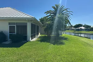 2621 SW Prospect Pl, Palm City, FL 34990 - Photo 5