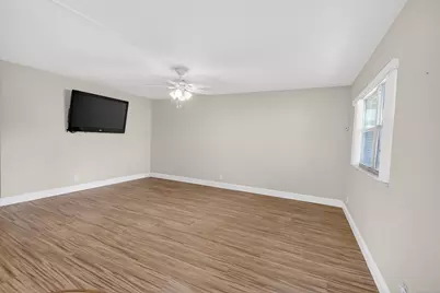 204 Flanders E, Delray Beach, FL 33484 - Photo 7