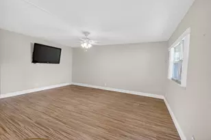 204 Flanders E, Delray Beach, FL 33484 - Photo 7