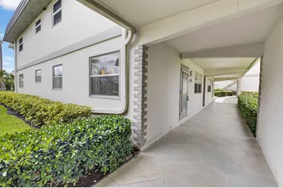 204 Flanders E, Delray Beach, FL 33484 - Photo 1