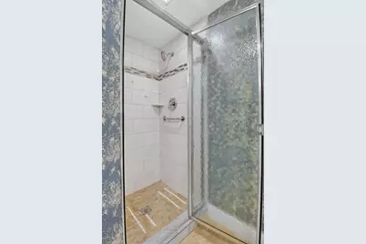 204 Flanders E, Delray Beach, FL 33484 - Photo 15