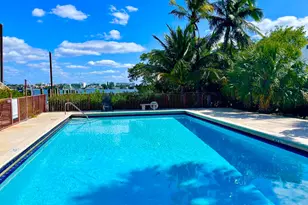 720 N Dixie Hwy, Lantana, FL 33462 - Photo 3