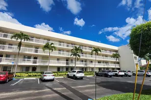 3146 Via Poinciana, Lake Worth, FL 33467 - Photo 3