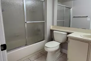 3146 Via Poinciana, Lake Worth, FL 33467 - Photo 31