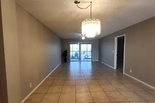 3146 Via Poinciana, Lake Worth, FL 33467 - Photo 25