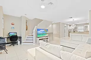 1033 NE 17th Way, Fort Lauderdale, FL 33304 - Photo 1