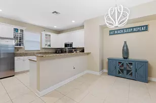 1033 NE 17th Way, Fort Lauderdale, FL 33304 - Photo 3