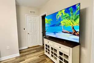 1033 NE 17th Way, Fort Lauderdale, FL 33304 - Photo 11