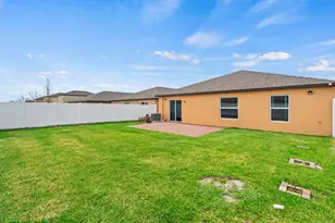 701 Carlyle Wy, Fort Pierce, FL 34947 - Photo 41