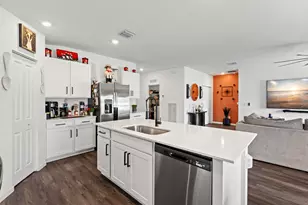 701 Carlyle Wy, Fort Pierce, FL 34947 - Photo 15