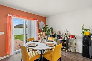 701 Carlyle Wy, Fort Pierce, FL 34947 - Photo 19