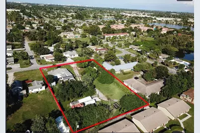 3825 Lakewood Road, Palm Springs, FL 33461 - Photo 13