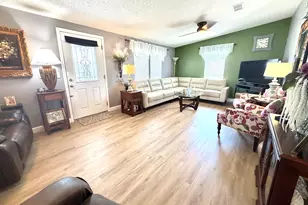 8181 14th Hole Dr, Port Saint Lucie, FL 34952 - Photo 17