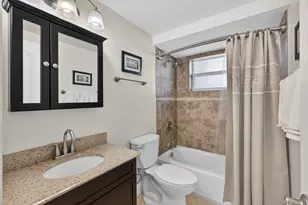 3640 N Ocean Dr, Riviera Beach, FL 33404 - Photo 25