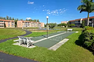 9721 Sunrise Lakes Blvd, Sunrise, FL 33322 - Photo 23