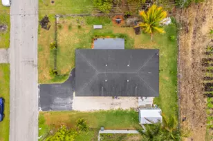 900 SW 12th St, Belle Glade, FL 33430 - Photo 7