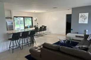 2400 SW 86th Ave, Davie, FL 33324 - Photo 5