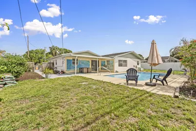 2503 Chesterfield Drive, Fort Pierce, FL 34982 - Photo 7