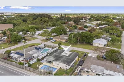 2503 Chesterfield Drive, Fort Pierce, FL 34982 - Photo 35