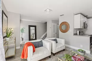 10625 NW 30th Pl, Sunrise, FL 33322 - Photo 9