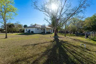 7757 NW 82nd Ct, Okeechobee, FL 34972 - Photo 35