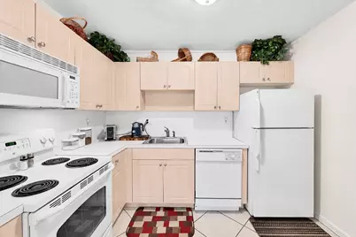 760 SE 2nd Avenue #H105, Deerfield Beach, FL 33441 - Photo 11