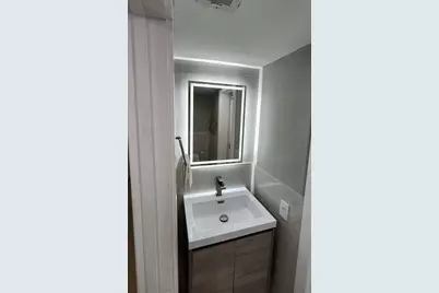 2500 SW 6th Street #301, Miami, FL 33135 - Photo 11