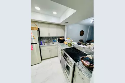 1333 E Hallandale Beach Boulevard #302, Hallandale Beach, FL 33009 - Photo 7