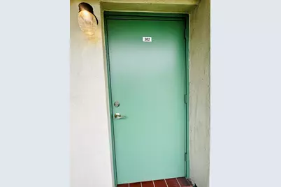 1333 E Hallandale Beach Boulevard #302, Hallandale Beach, FL 33009 - Photo 3