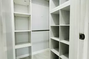 1333 E Hallandale Beach Blvd, Hallandale Beach, FL 33009 - Photo 17