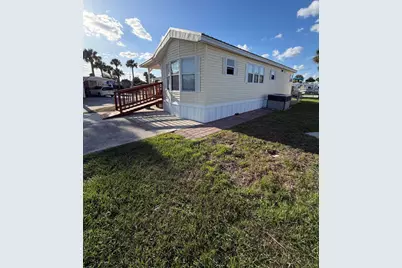 6673 SE 56th Lane, Okeechobee, FL 34974 - Photo 1