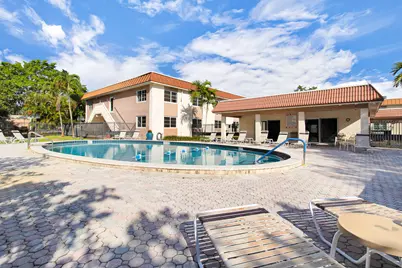 9 NE 19th Court #212c, Wilton Manors, FL 33305 - Photo 13