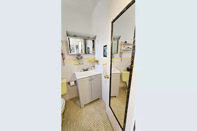 16750 NE 14th Avenue #211, Miami, FL 33162 - Photo 9