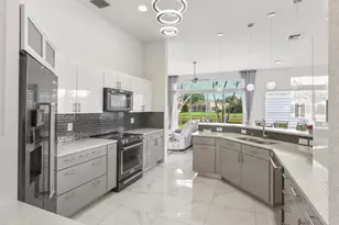 6703 Catania Dr, Boynton Beach, FL 33472 - Photo 9