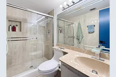 301 Knotty Pine Circle #D2, Greenacres, FL 33463 - Photo 9