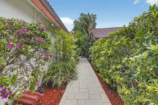 21700 Club Villa Terrace, Boca Raton, FL 33433 - Photo 5