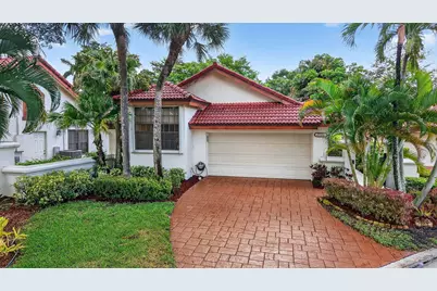 21700 Club Villa Terrace, Boca Raton, FL 33433 - Photo 1
