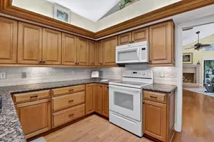 21700 Club Villa Terrace, Boca Raton, FL 33433 - Photo 29