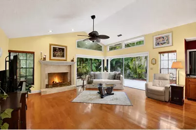 21700 Club Villa Terrace, Boca Raton, FL 33433 - Photo 11