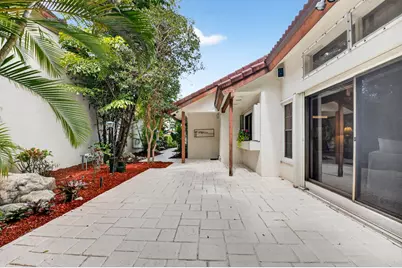 21700 Club Villa Terrace, Boca Raton, FL 33433 - Photo 23