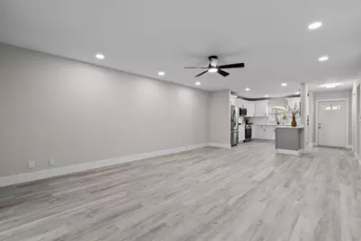 460 Franconia Circle #A, Lake Worth, FL 33467 - Photo 9