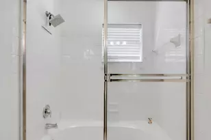 2221 NW 171st Terrace, Pembroke Pines, FL 33028 - Photo 17